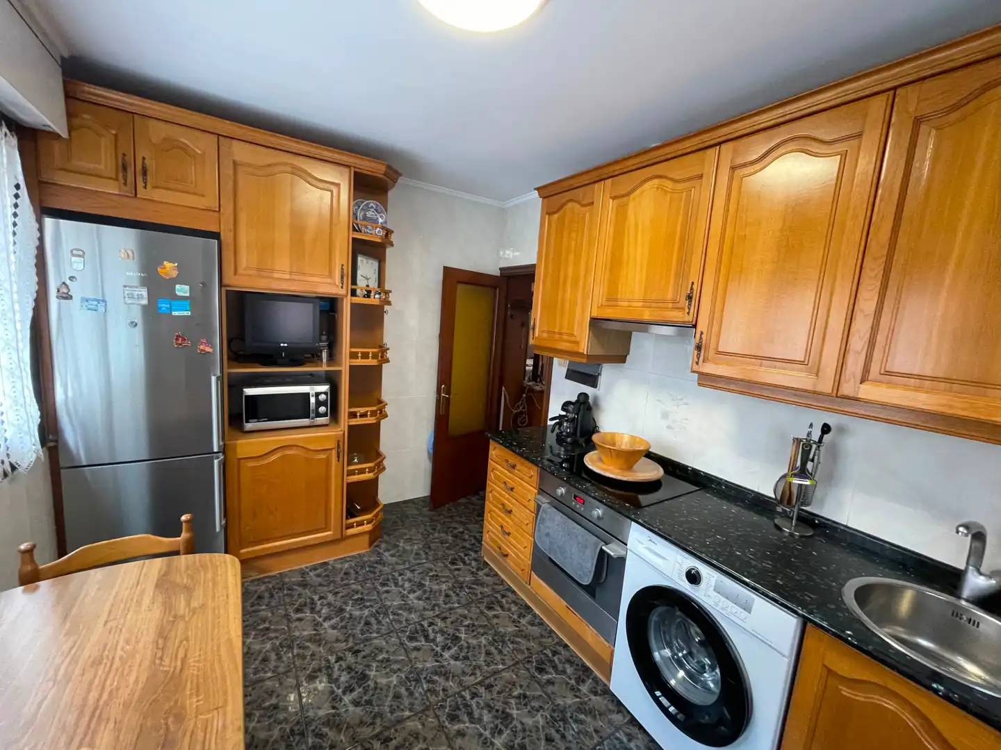 Cocina de Piso en venta en Barakaldo  con Calefacción, Parquet y Amueblado