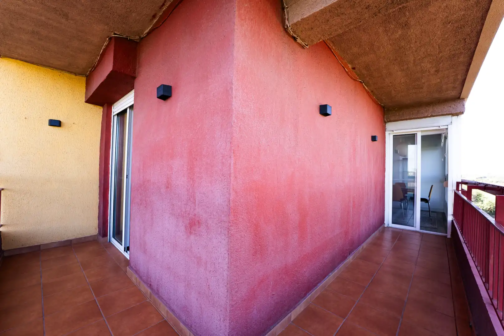 Vista exterior de Piso en venta en Tarragona con Parquet, Terraza y Amueblado