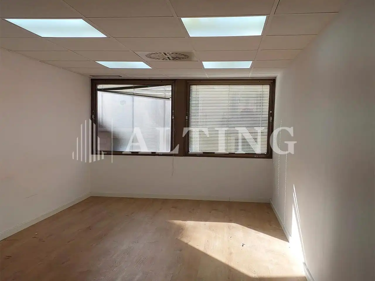 Bureau avec ascenseur à louer à Via Augusta, imagen 17