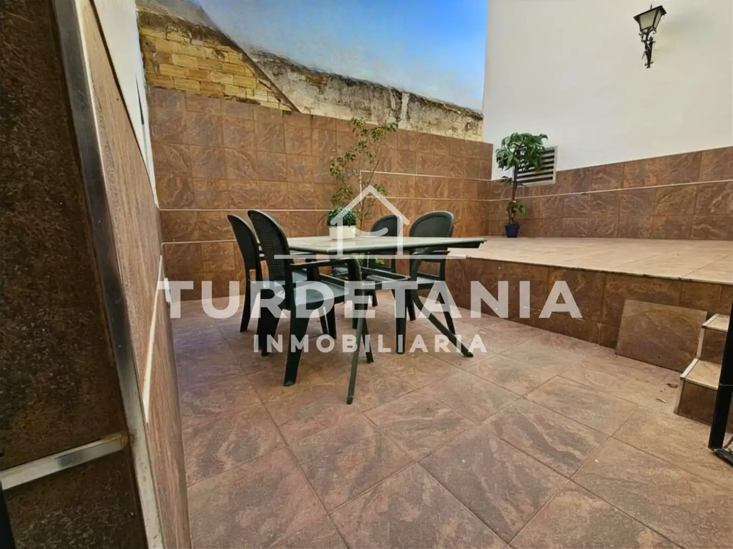 Ground floor for sale in V Centenario - Piletas - Capuchinos