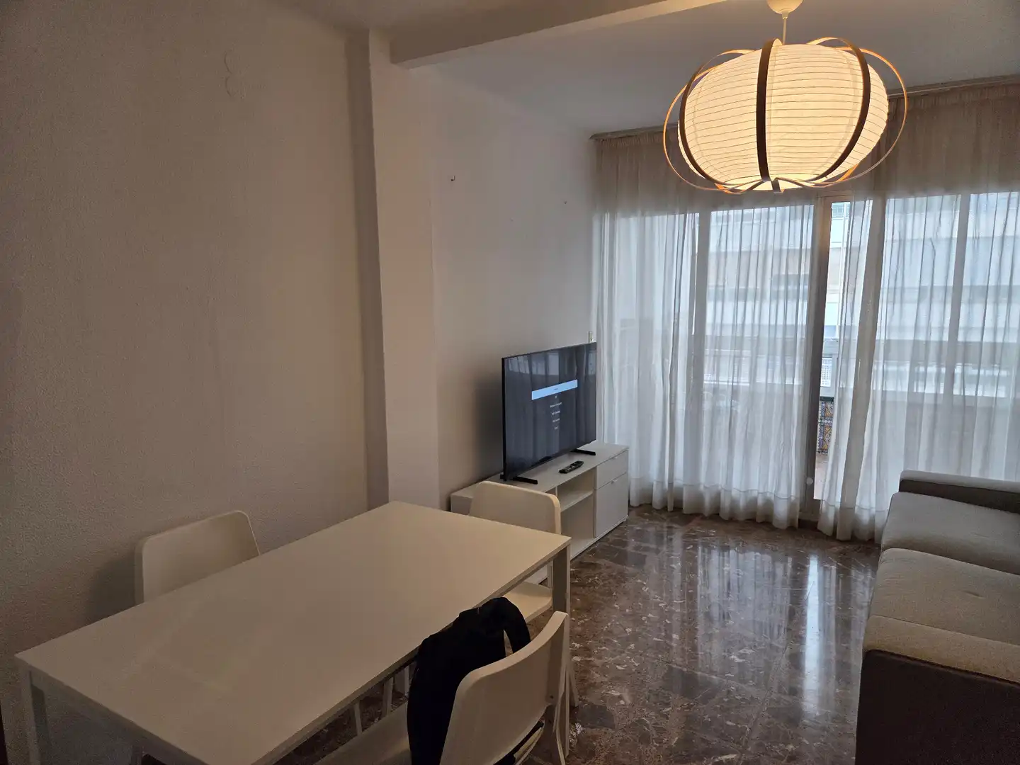 Living room of Flat for rent in Málaga  with Air Conditioner, Terrace and Furnished