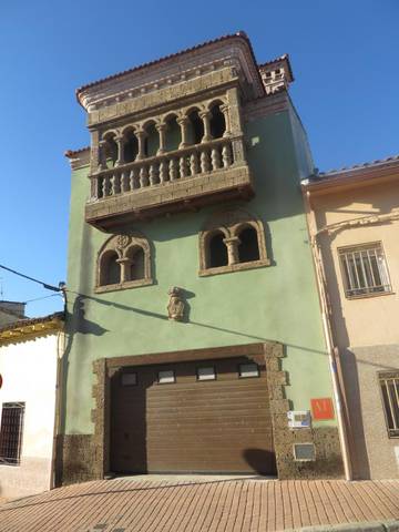 Casa-chalet en Venta en C/ Arena en El Tiemblo