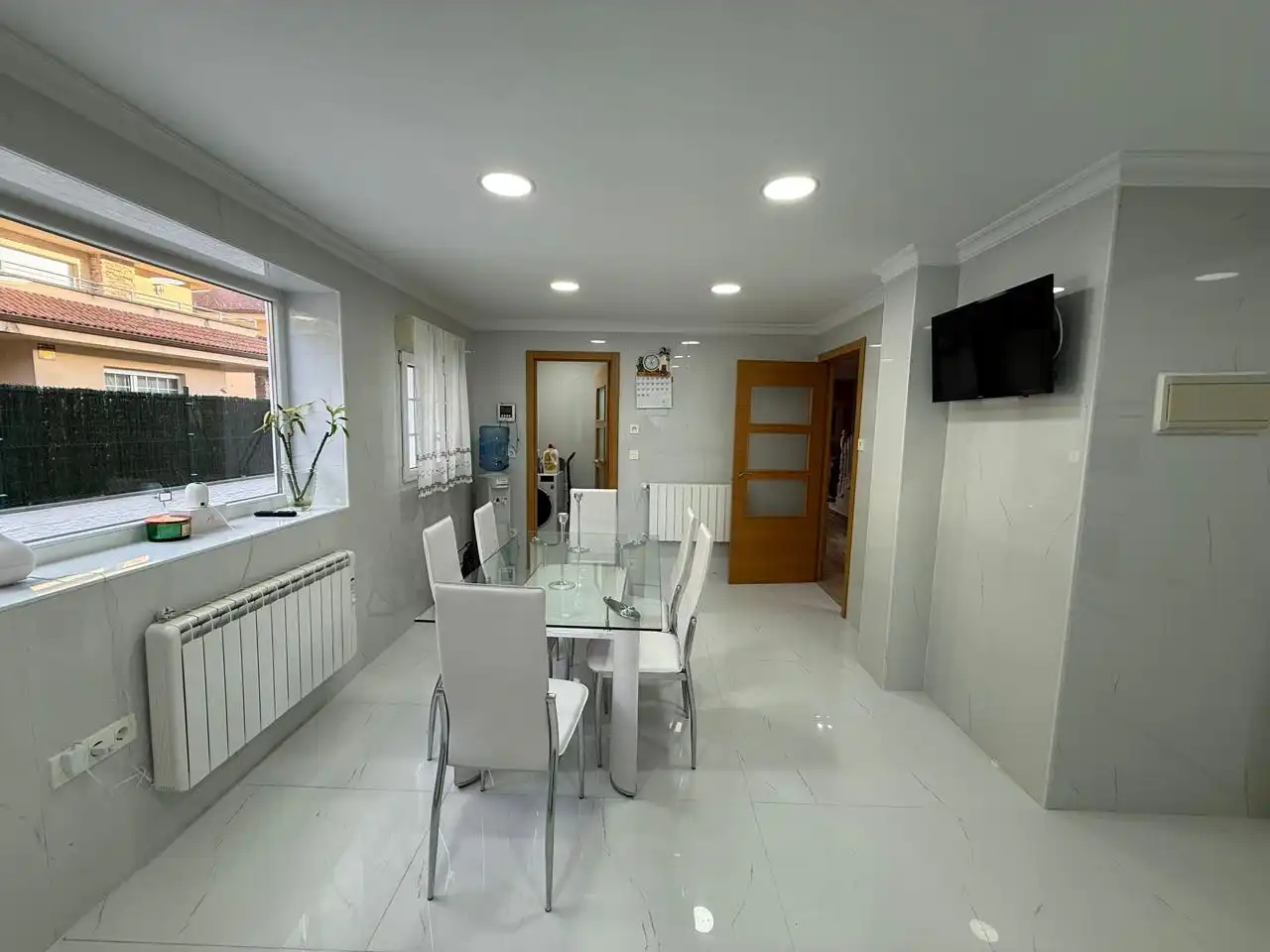 Casa con piscina en venta en Barrio Sámano, imagen 16