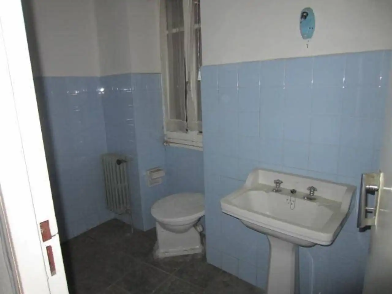 Gemischtgenutztes Gebäude zum Verkauf in Calle VELAYOS, imagen 6