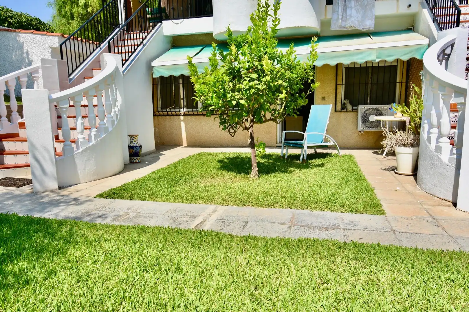 Garten von Erdgeschoss zum Verkauf in El Campello mit Klimaanlage, Privatgarten und Terrasse