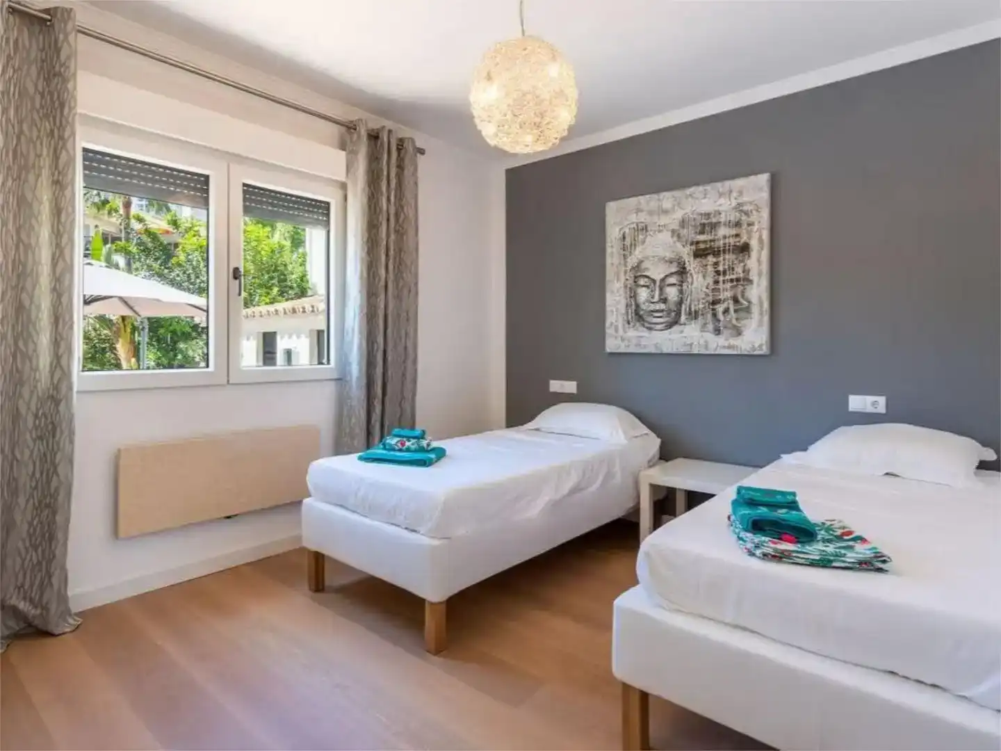 Dormitori de Casa o xalet de lloguer en Mijas amb Aire condicionat, Jardí privat i Piscina