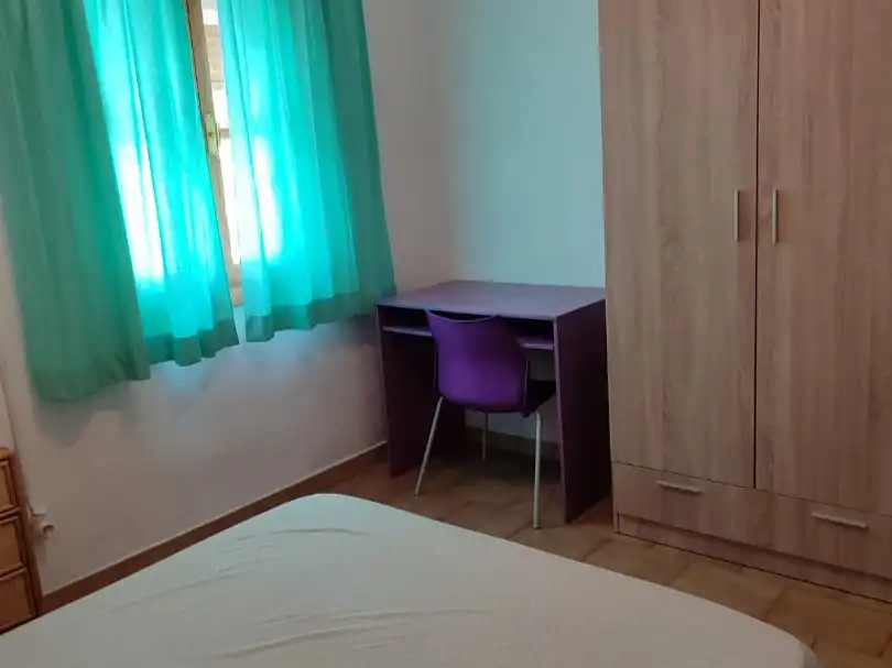 Bedroom of Flat for share in Almagro  with Air Conditioner, Heating and Furnished