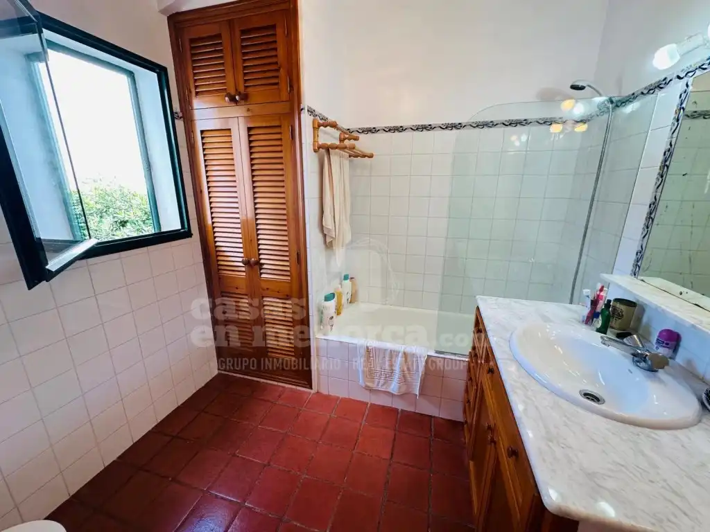 Baño de Casa o chalet en venta en Ciutadella de Menorca con Jardín privado
