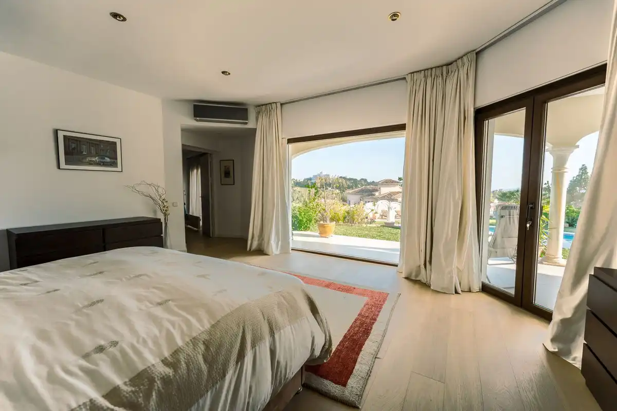 Villa mit Pool zum Verkauf in El Paraíso, imagen 32