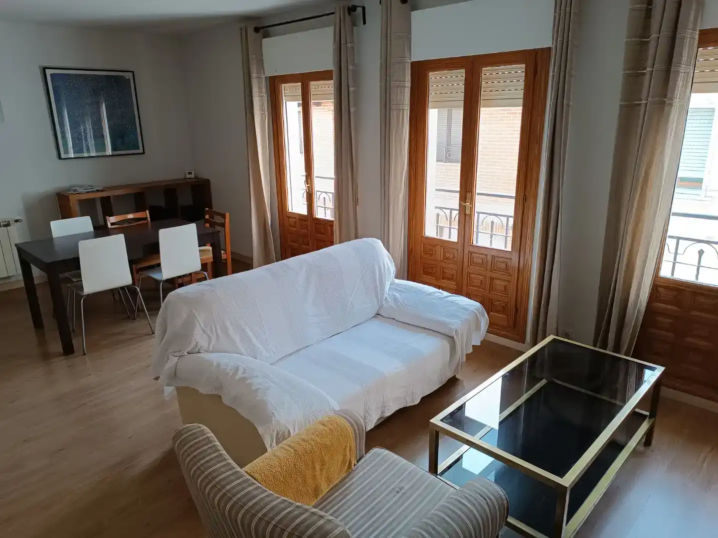 Living room of Duplexes for rent in Navaluenga  with Parquet flooring, Furnished and Oven