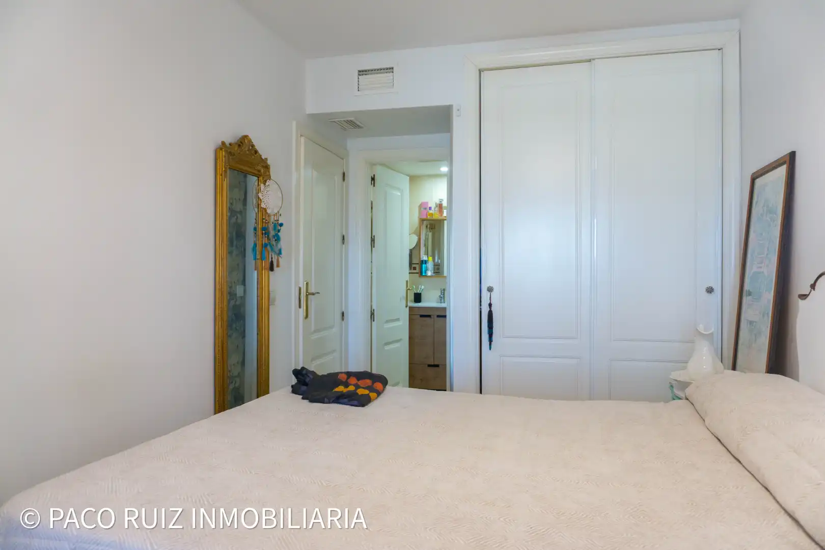 Habitación de Piso en venta en Almería con Balcón