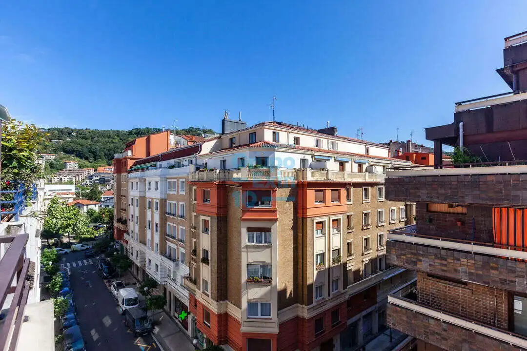 Vista exterior de Piso en venta en Donostia - San Sebastián  con Calefacción