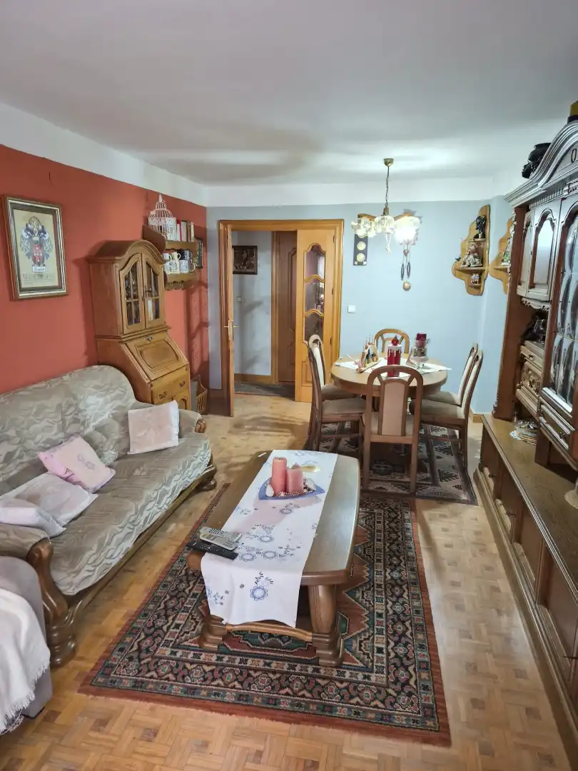 Flat with terrace for sale in Calle Gascona, imagen 7