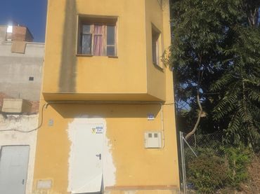 Casa amb balcó en venda a EDUARD TOLDRA