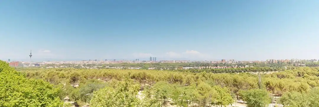 Flat for rent in Madrid  with Air Conditioner, Heating and Private garden