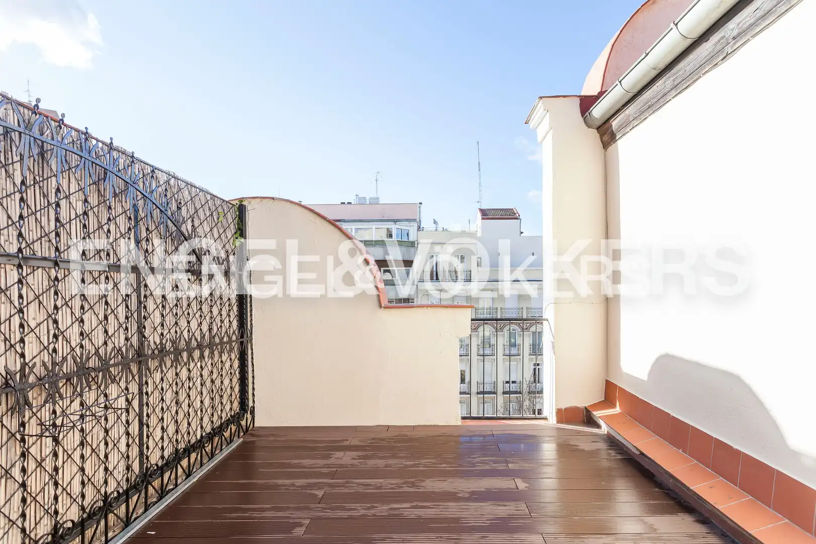 Terrace of Attic for rent in Madrid  with Air Conditioner, Heating and Parquet flooring