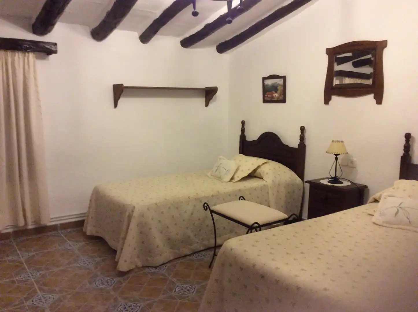 Dormitori de Finca rústica en venda en Villacarrillo amb Aire condicionat, Jardí privat i Piscina