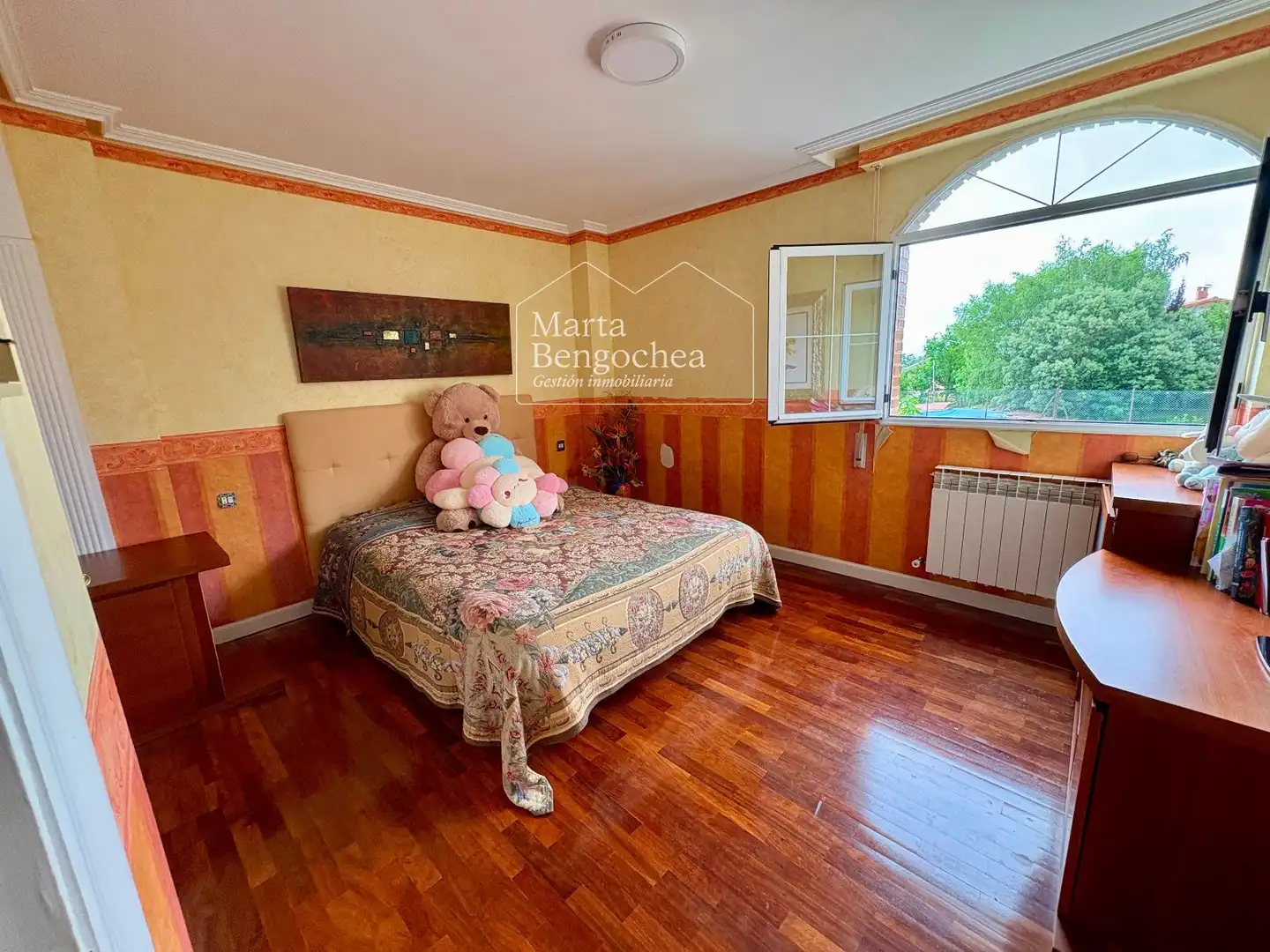 Bedroom of Houses for sale in Zigoitia  with Heating, Private garden and Swimming Pool