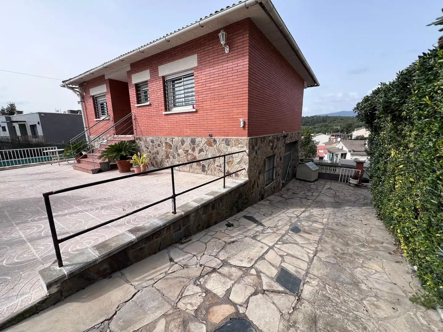 Vista exterior de Casa o chalet en venta en Lliçà d'Amunt con Calefacción, Jardín privado y Terraza