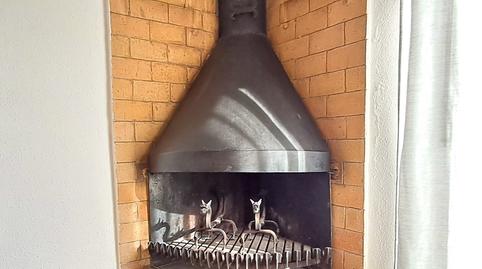 Foto 2 de Casa adosada en venda a Sant Quirze de Besora, Barcelona