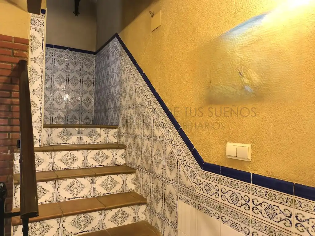 Houses for sale in Sax