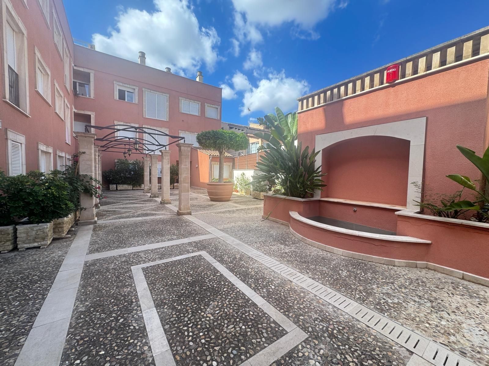 Vista exterior de Àtic en venda en Inca amb Aire condicionat, Calefacció i Terrassa