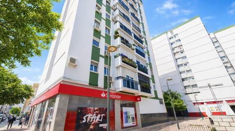 Foto 2 de Piso en venta en El Torrejón - El Cerezo,  Sevilla Capital