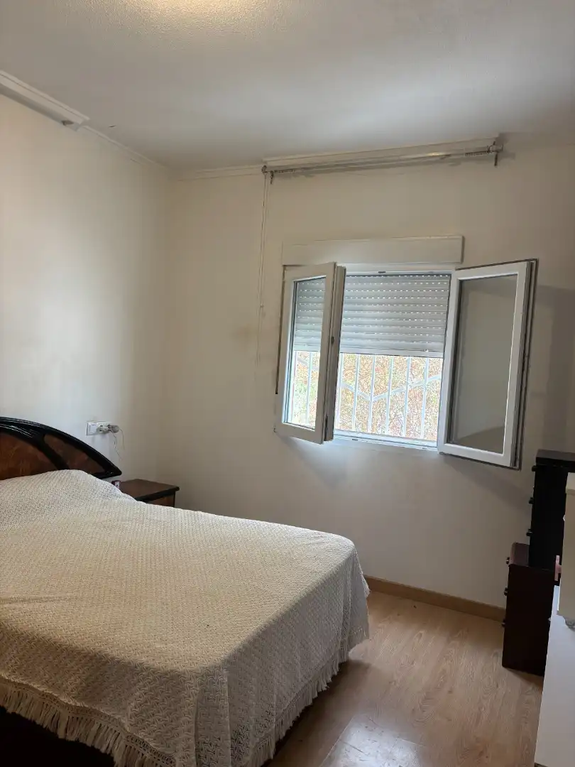 Habitación de Casa o chalet en venta en Elche / Elx con Aire acondicionado, Jardín privado y Piscina