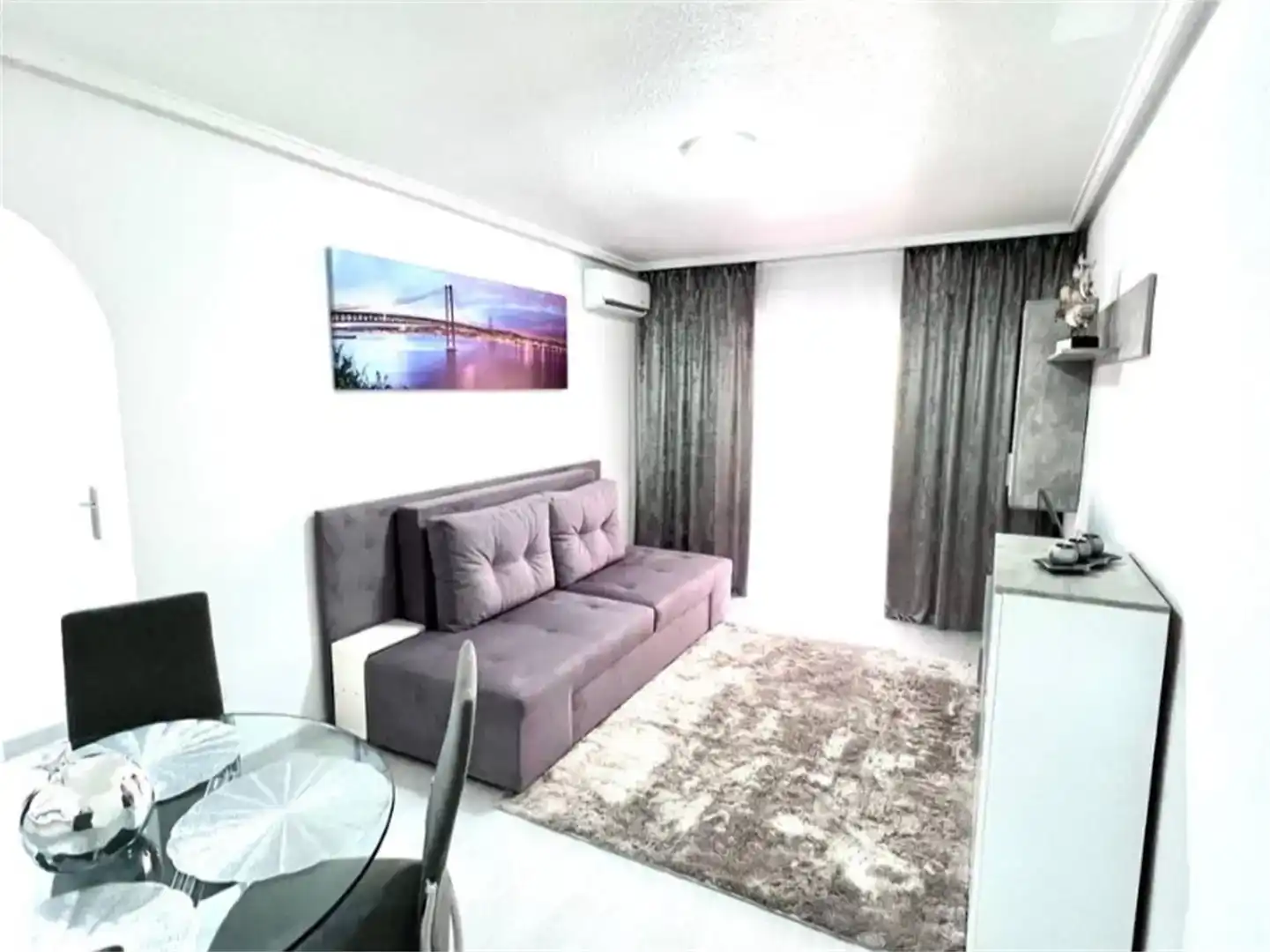 Sala de estar de Apartamento en venta en Torrevieja con Aire acondicionado y Balcón