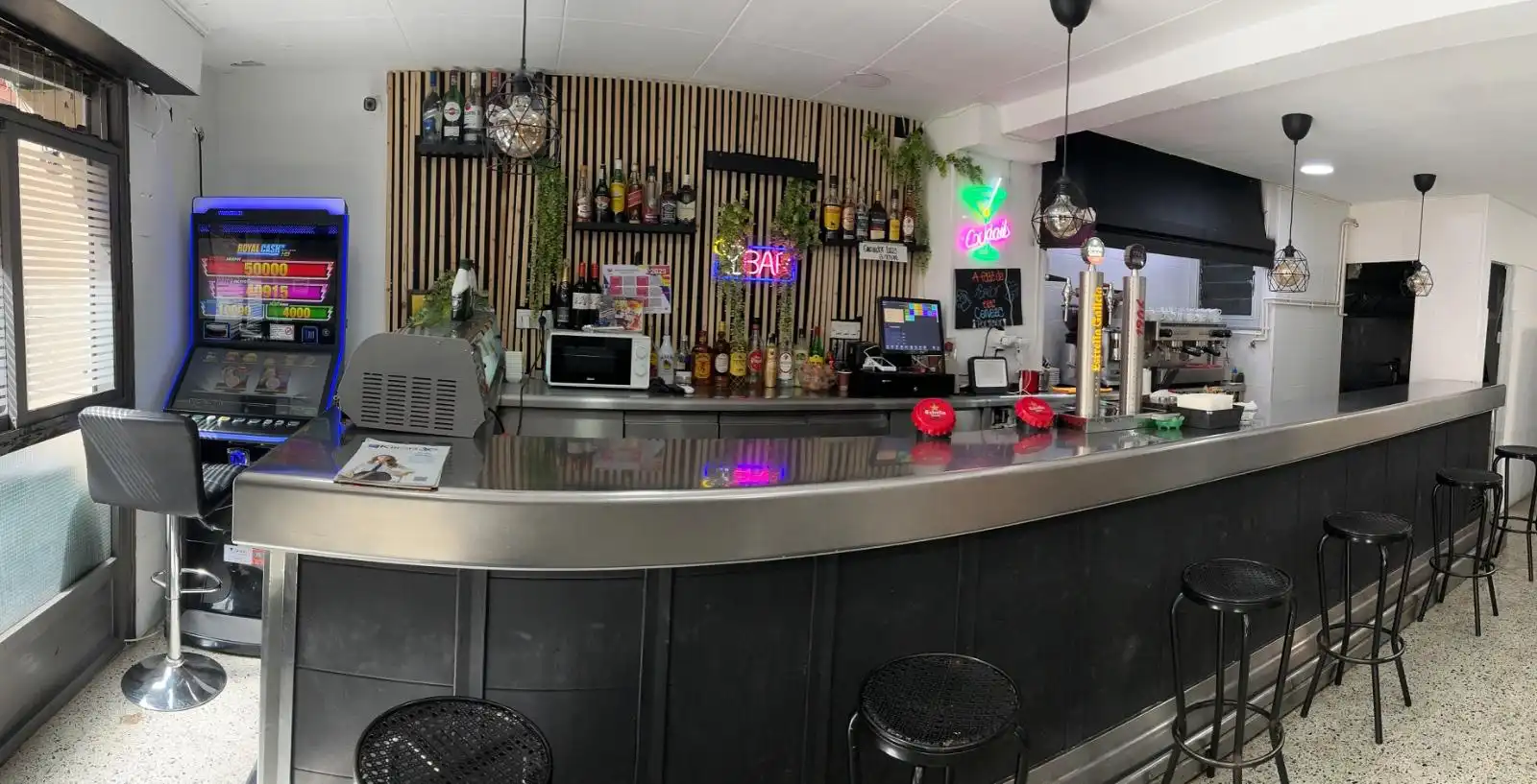 Local comercial en traspaso en Carrer de Nàpols 55