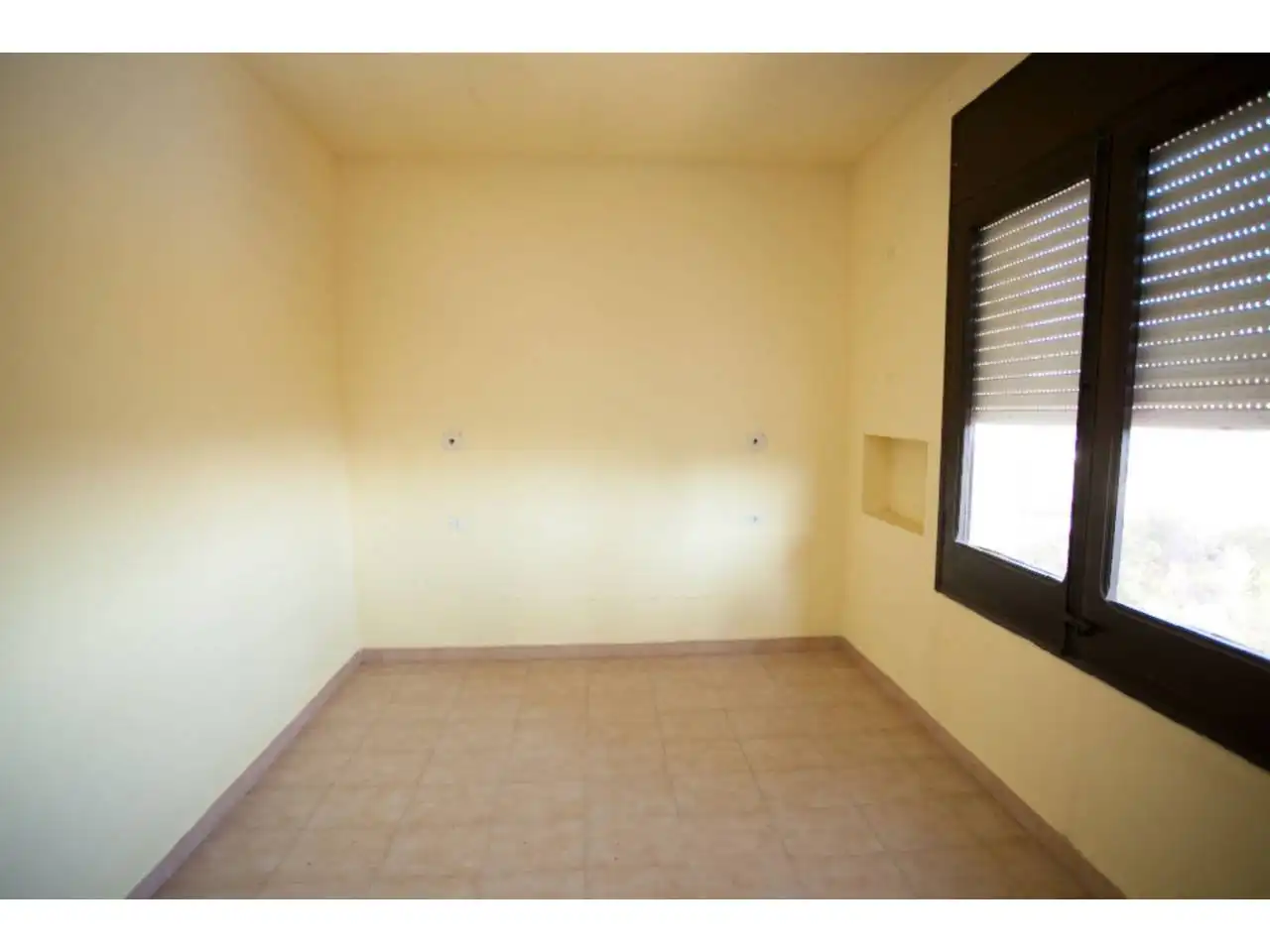 Casa con jardín en venta en Calle Navarra, imagen 3