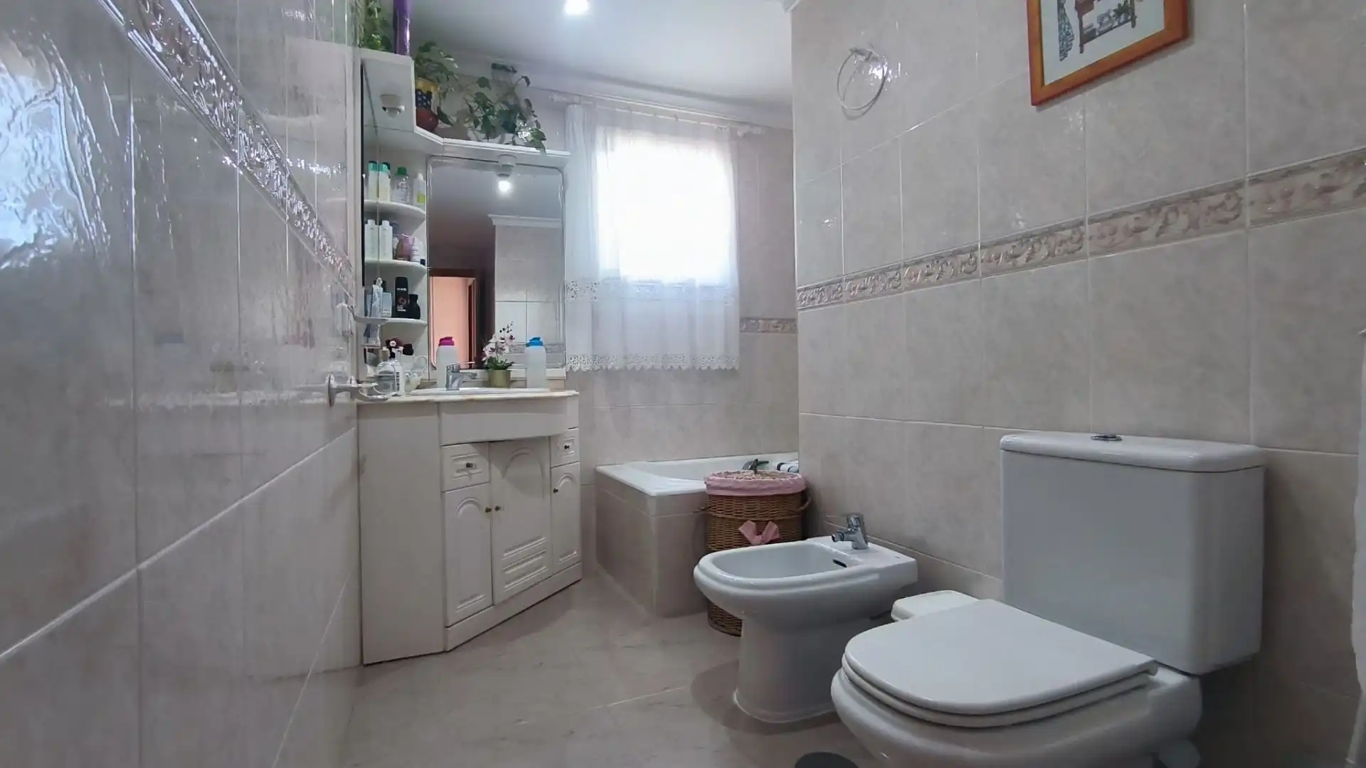 Baño de Casa o chalet en venta en La Nucia con Calefacción, Jardín privado y Terraza