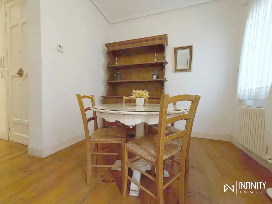 Dining room of Flat for rent in Bilbao   with Heating and Balcony