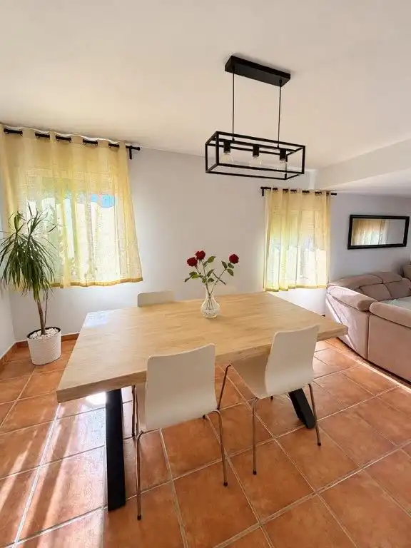 Menjador de Casa o xalet en venda en Puigdàlber, Barcelona