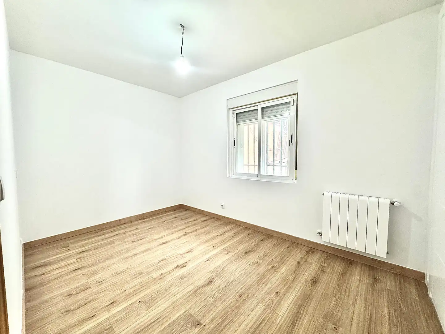 Habitación de Piso en venta en Fuenlabrada con Calefacción y Piscina comunitaria