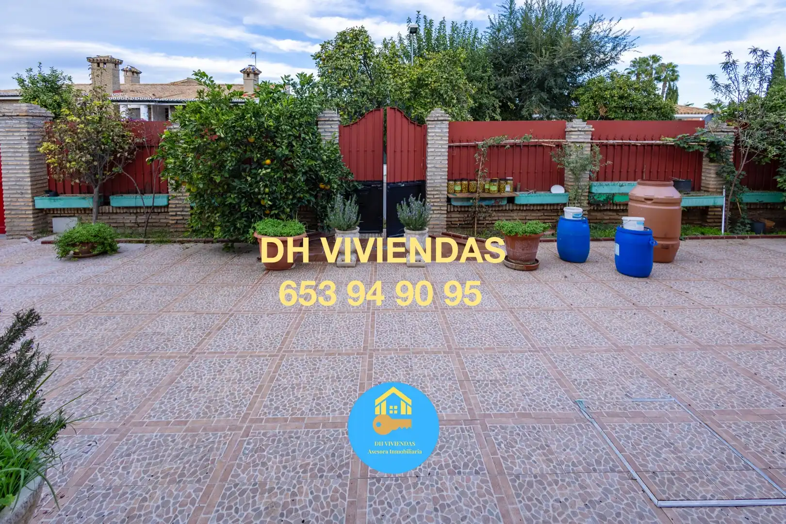 Garden of Houses for sale in Dos Hermanas  with Air Conditioner, Private garden and Terrace
