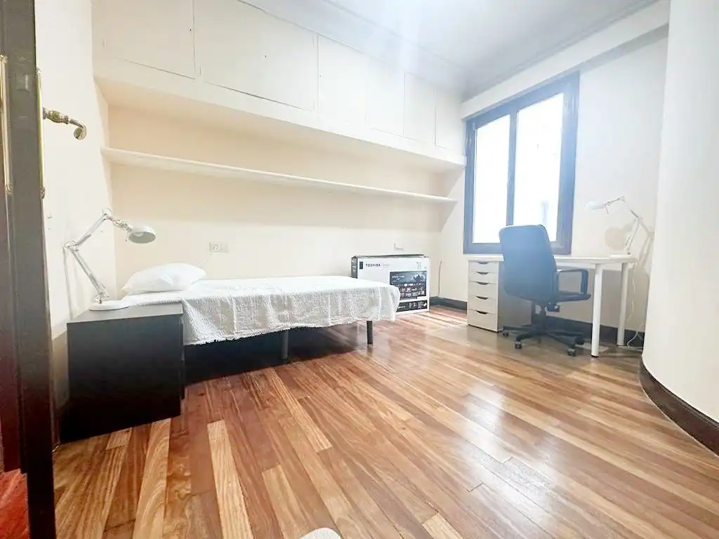 Habitación de Piso de alquiler en Bilbao  con Calefacción