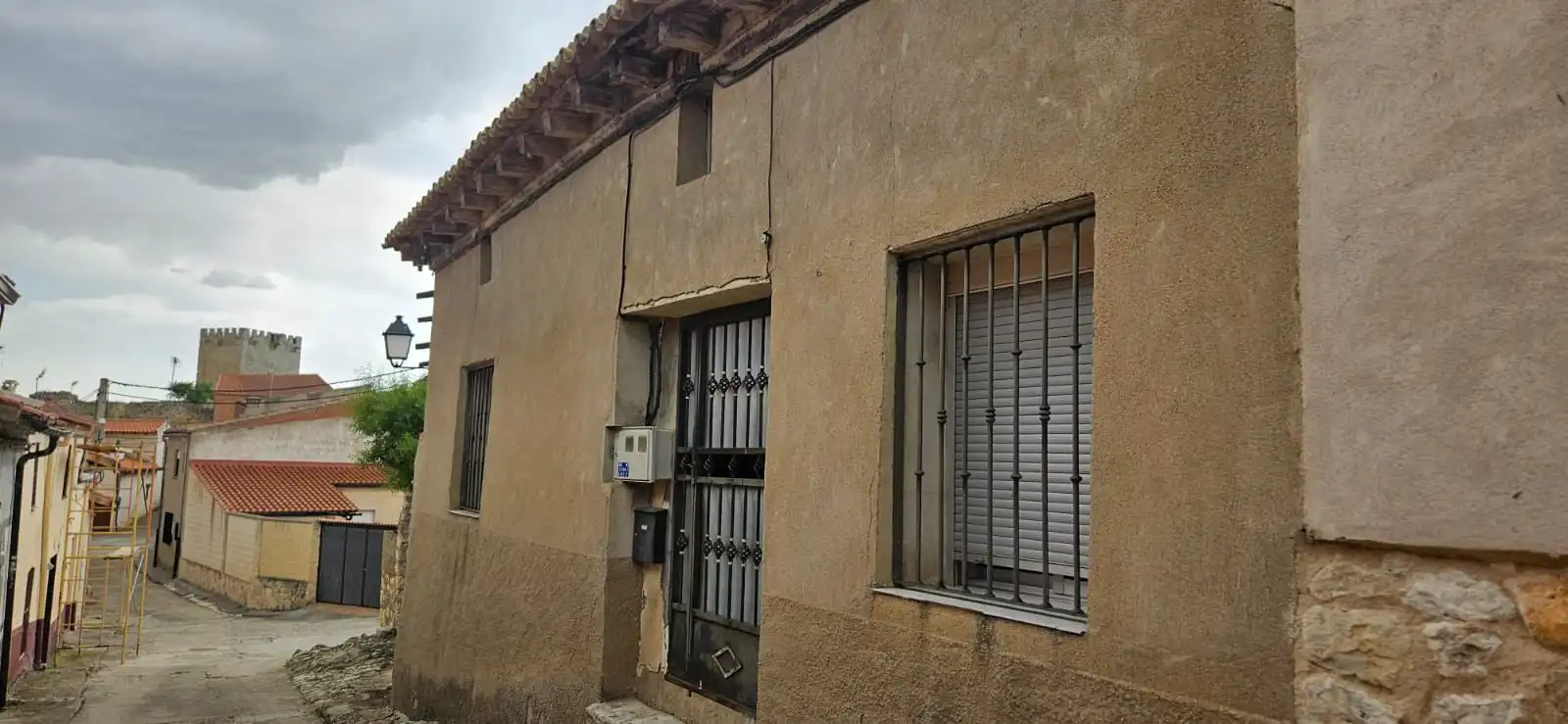 Vista exterior de Casa o chalet en venta en Tiedra con Calefacción, Jardín privado y Terraza