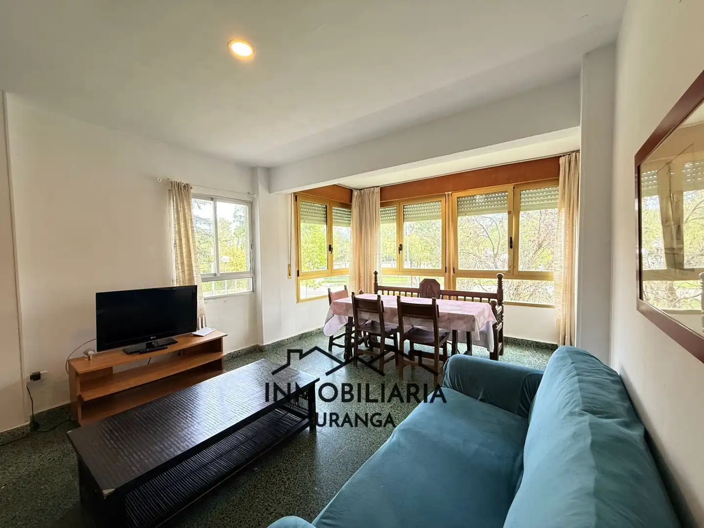 Vista exterior de Piso en venta en Laredo con Calefacción y Terraza