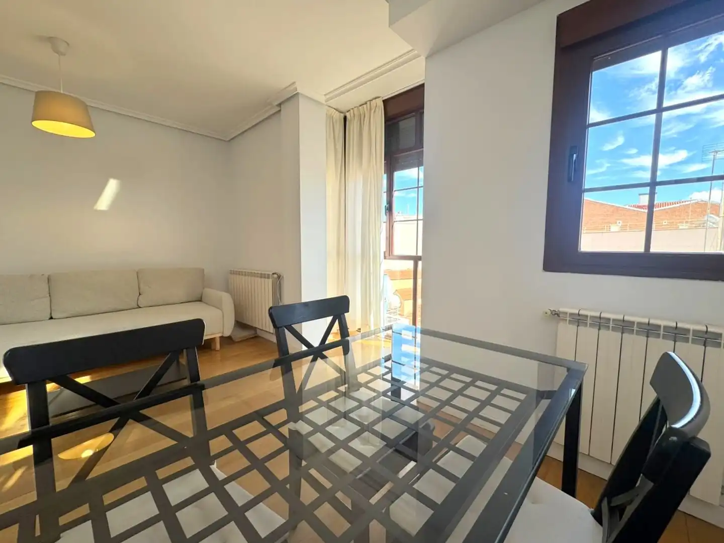 Esszimmer von Dachboden zur Miete in Barrio de Salamanca