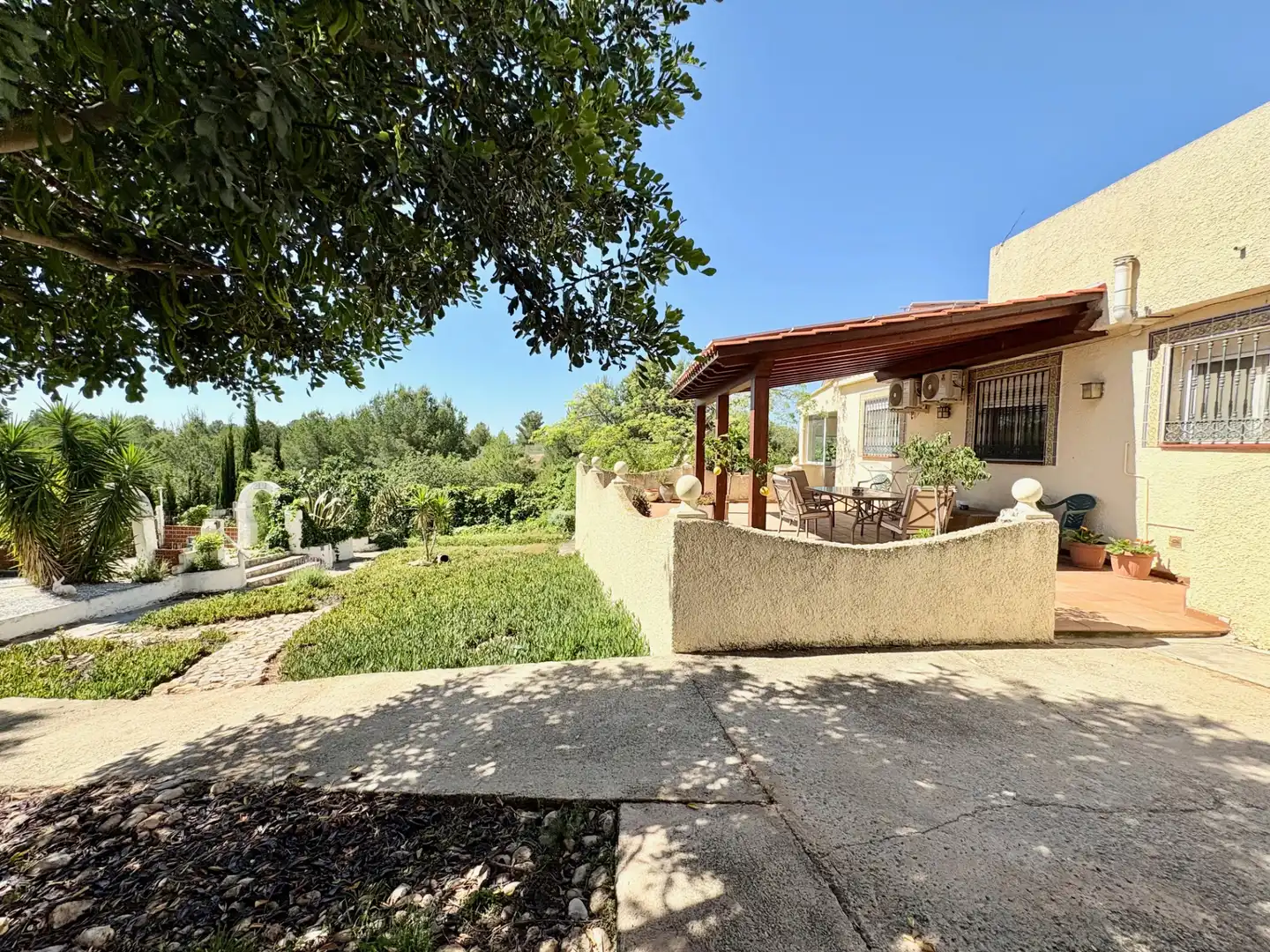 Terrassa de Casa o xalet en venda en Cheste amb Aire condicionat, Calefacció i Jardí privat