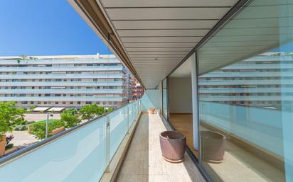 Terrassa de Pis de lloguer en  Barcelona Capital amb Aire condicionat, Parquet i Terrassa