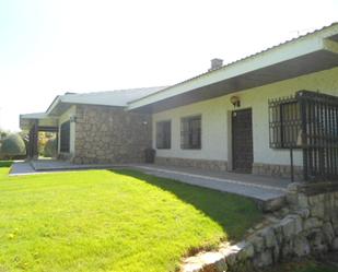 Exterior view of House or chalet for sale in Guadalajara Capital  with Heating, Private garden and Storage room