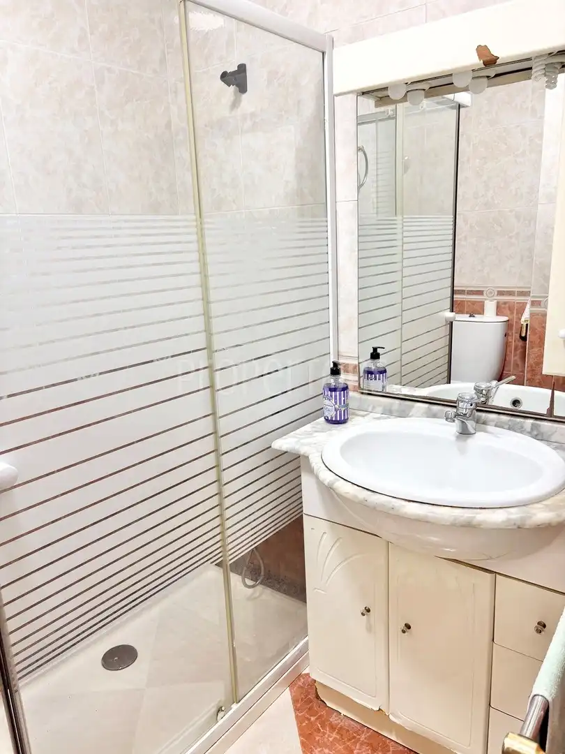 Casa adosada en venta en N/A, Novelda