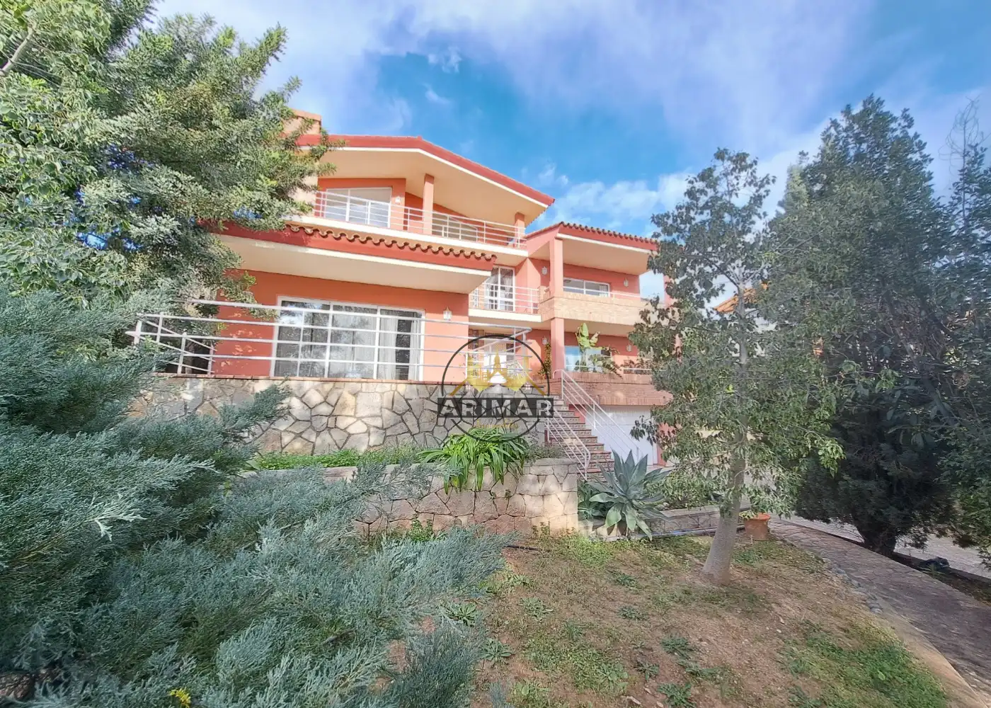 Außenansicht von Haus oder Chalet zum Verkauf in Borriol mit Heizung, Privatgarten und Terrasse