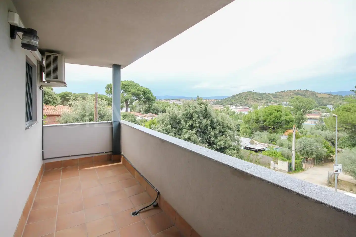 Casa pareada con piscina en venta en De Barcelona, imagen 17