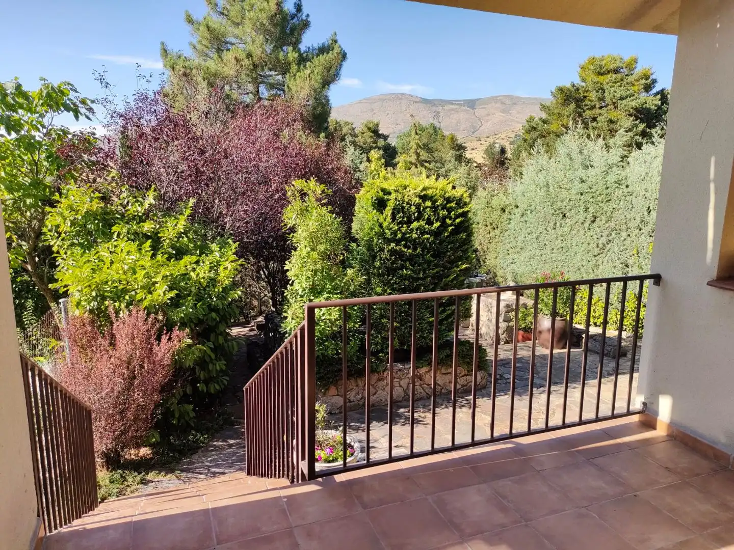 Terrassa de Casa o xalet en venda en El Espinar amb Calefacció, Jardí privat i Parquet