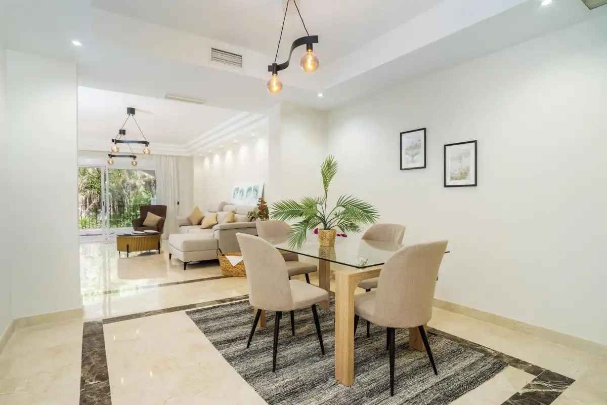 Dining room of Flat for sale in Marbella  with Air Conditioner, Heating and Private garden