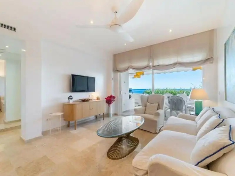 Sala d'estar de Apartament en venda en Marbella amb Aire condicionat, Calefacció i Terrassa