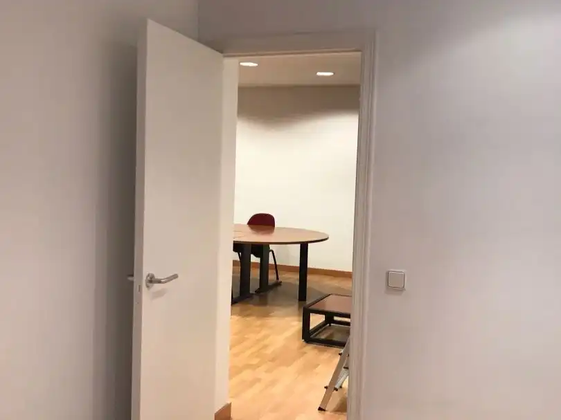 Local de alquiler en Zamora Capital  con Parquet y Amueblado